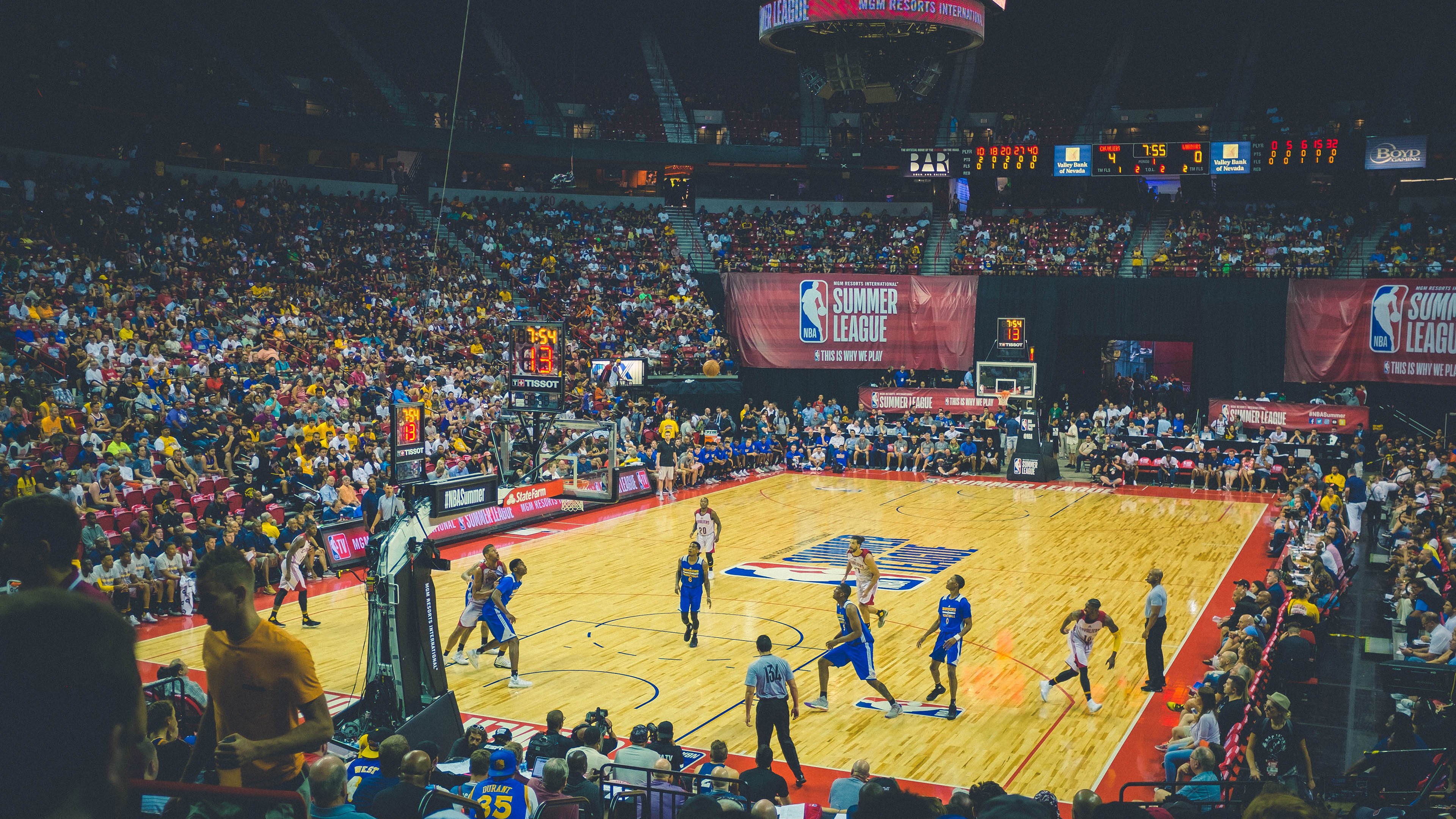 东契奇发起“每得一分捐一餐”公益计划，东契奇得分今天