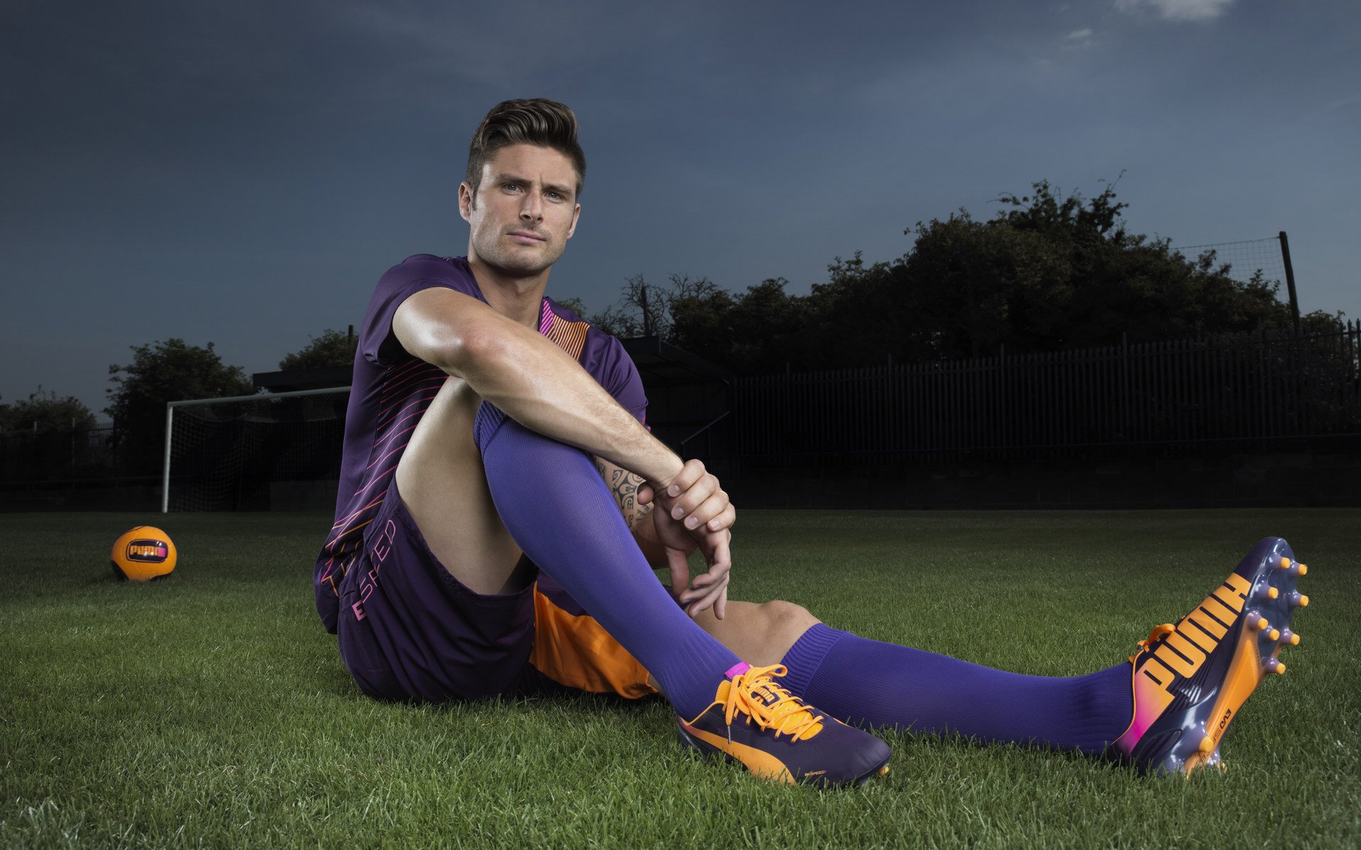 中国足球宣传月开启,系列公益活动精彩纷呈,足球公益比赛