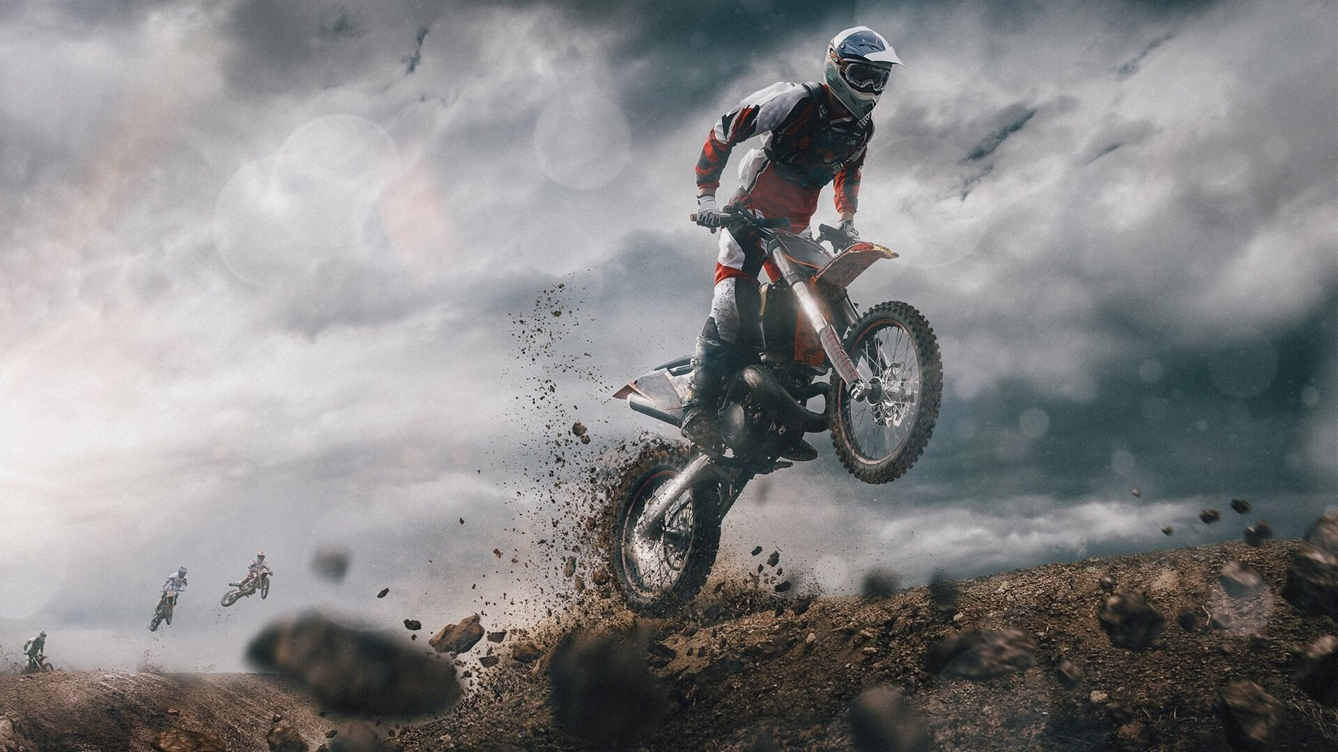 勇者无惧：面对极端险境的车手英勇表现，勇者无惧人物